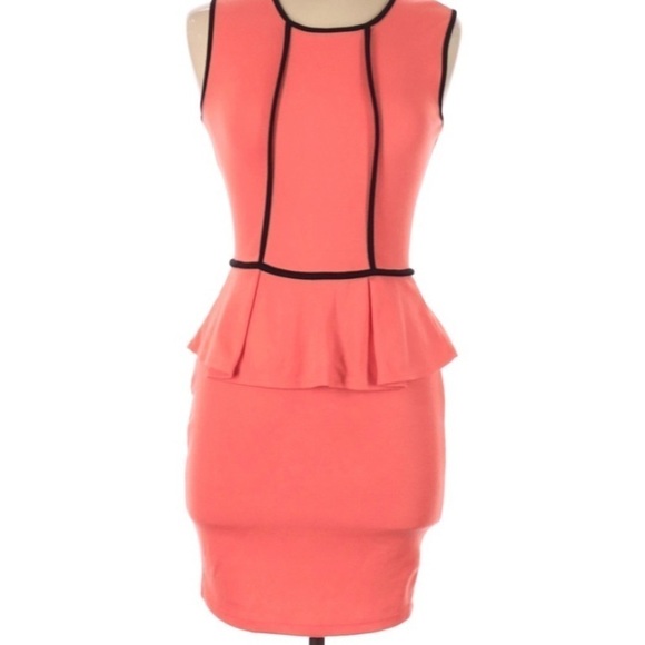 SOPRANO BODYCON SLEEVELESS PEPLUM MINI DRESS S - Picture 2 of 4